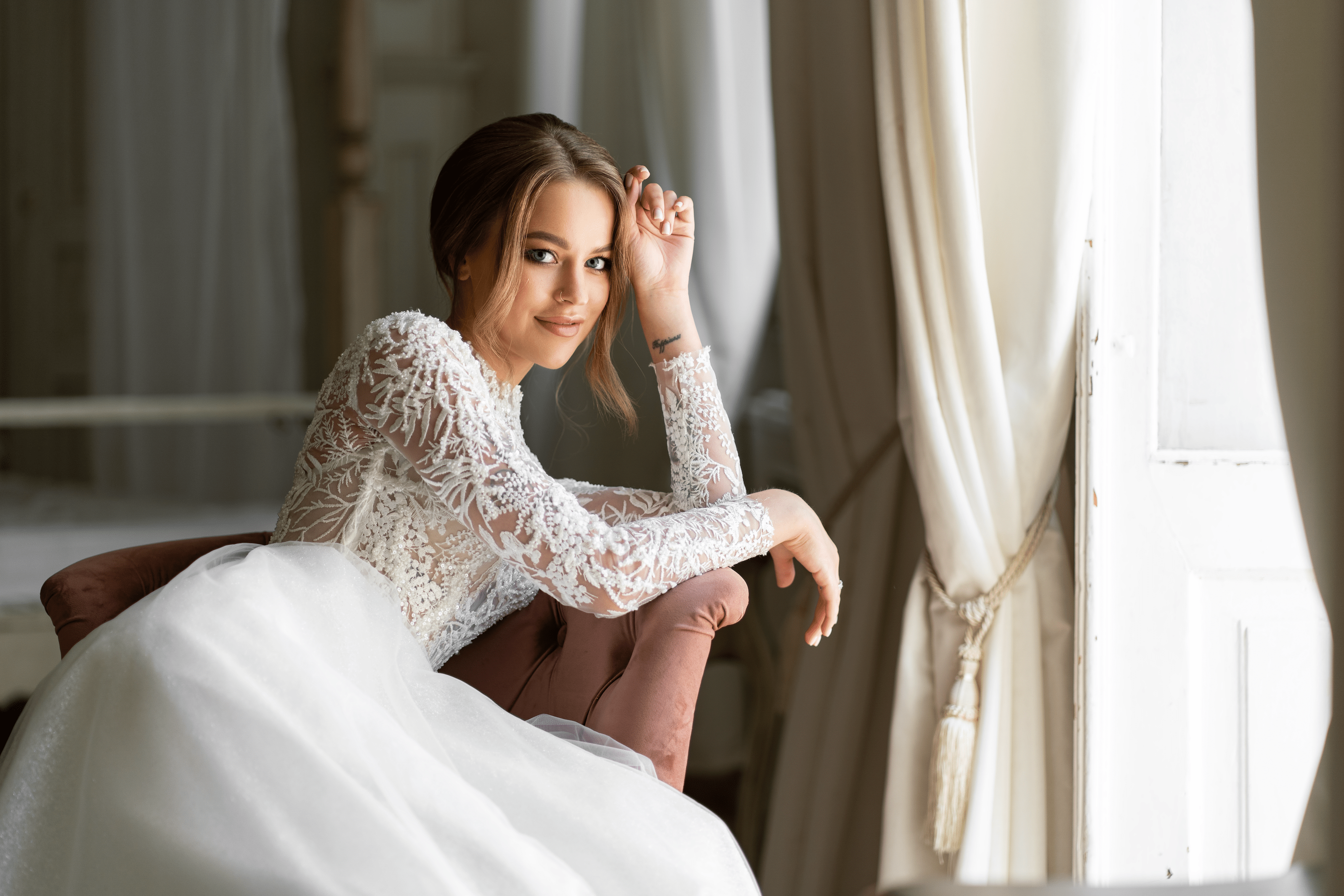 A Timeless Bridal Look | Harper - Bethy Lade