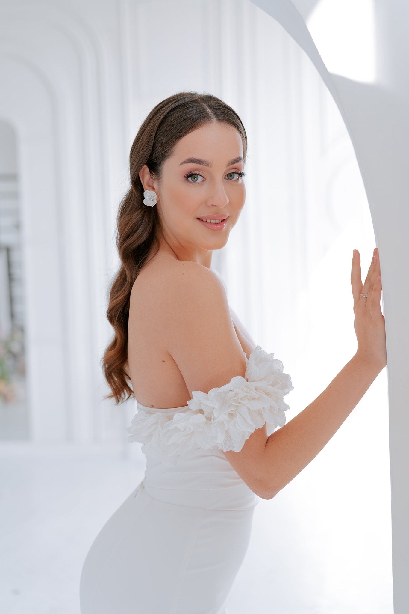 Audrey 3D Flower Sleeves Sample Sale wedding dress by Bethy Lade - unique bridal gown
