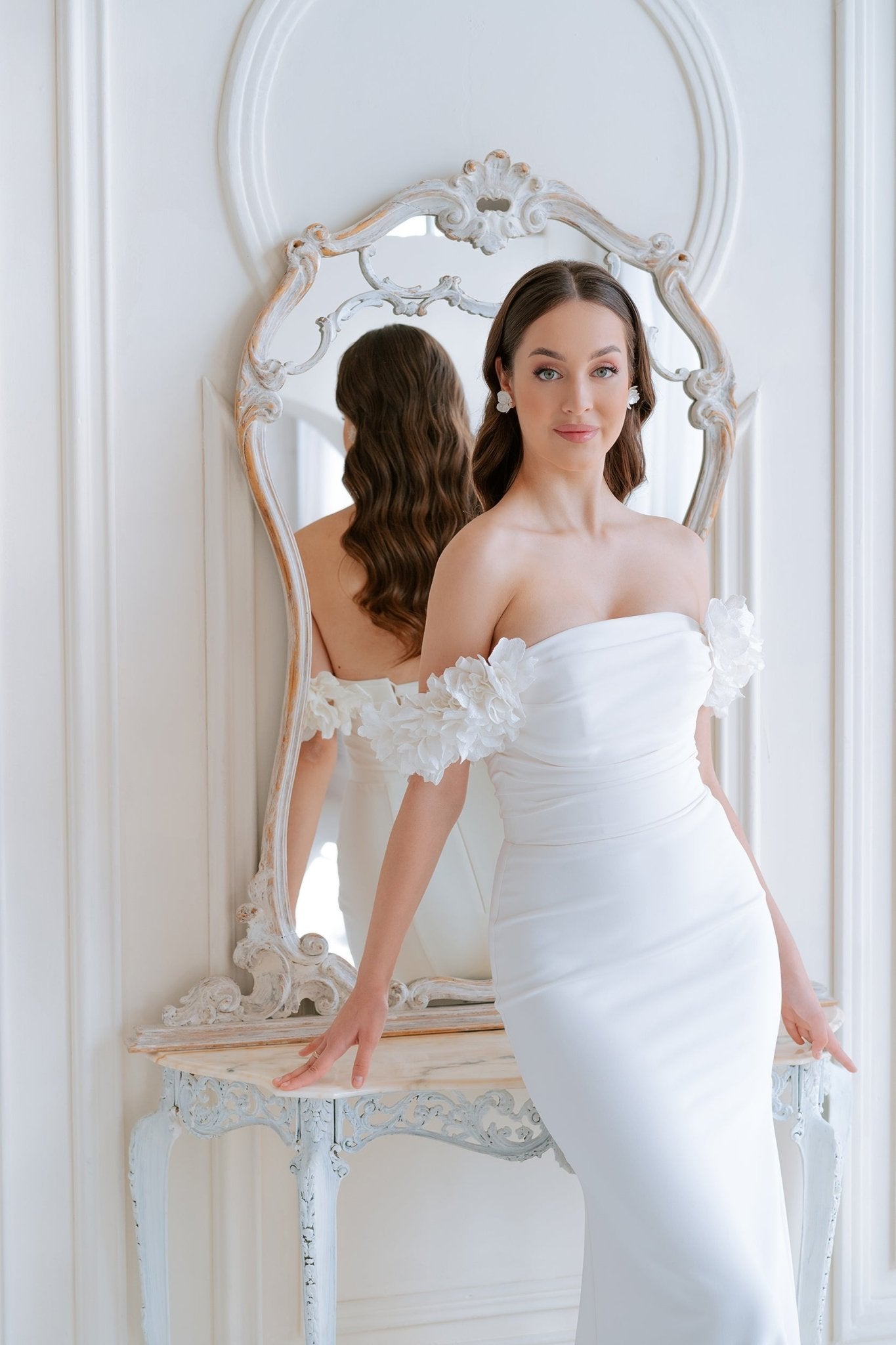 Audrey 3D Flower Sleeves Sample Sale wedding dress by Bethy Lade - unique bridal gown
