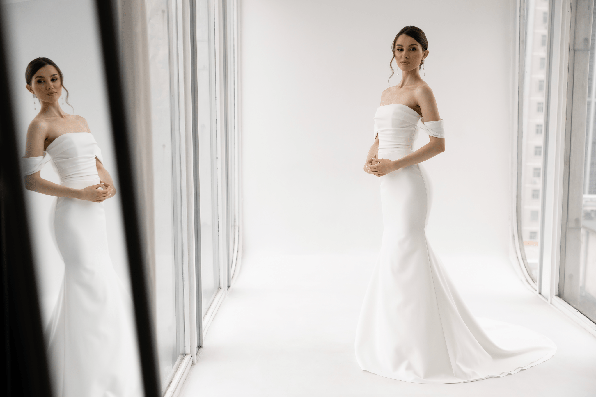 Audrey 3D Flower Sleeves Sample Sale wedding dress by Bethy Lade - unique bridal gown